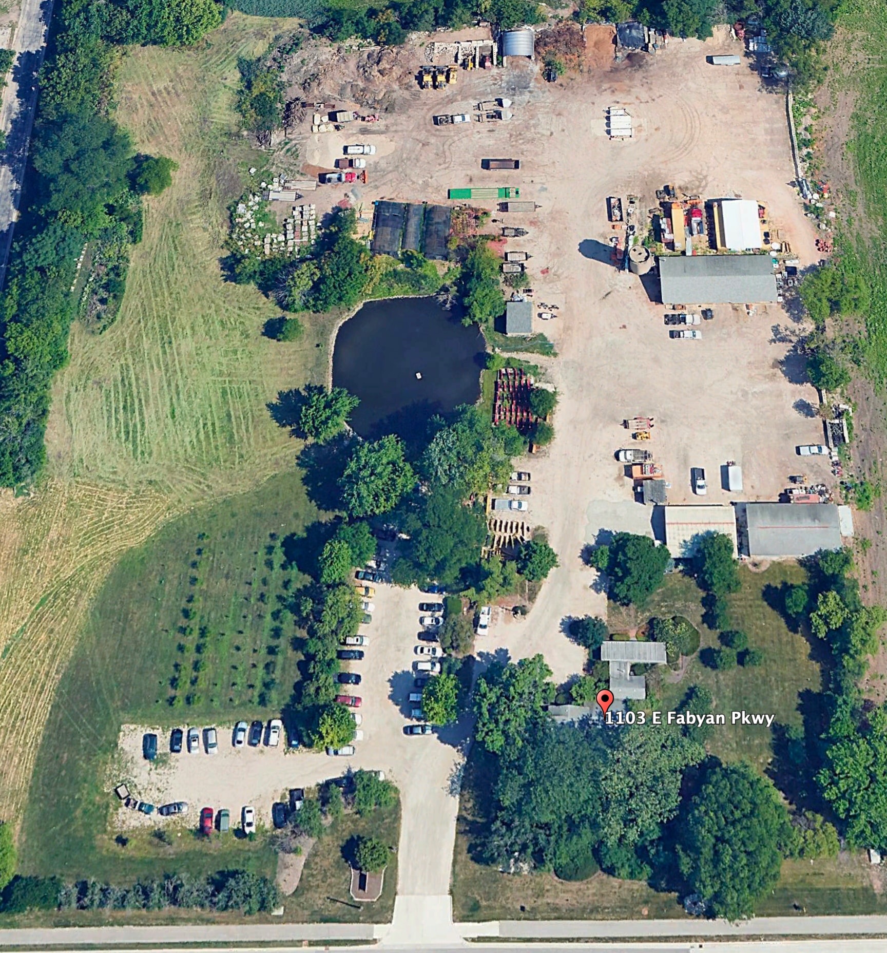 1103 Fabyan Pkwy, Geneva, IL for Rent