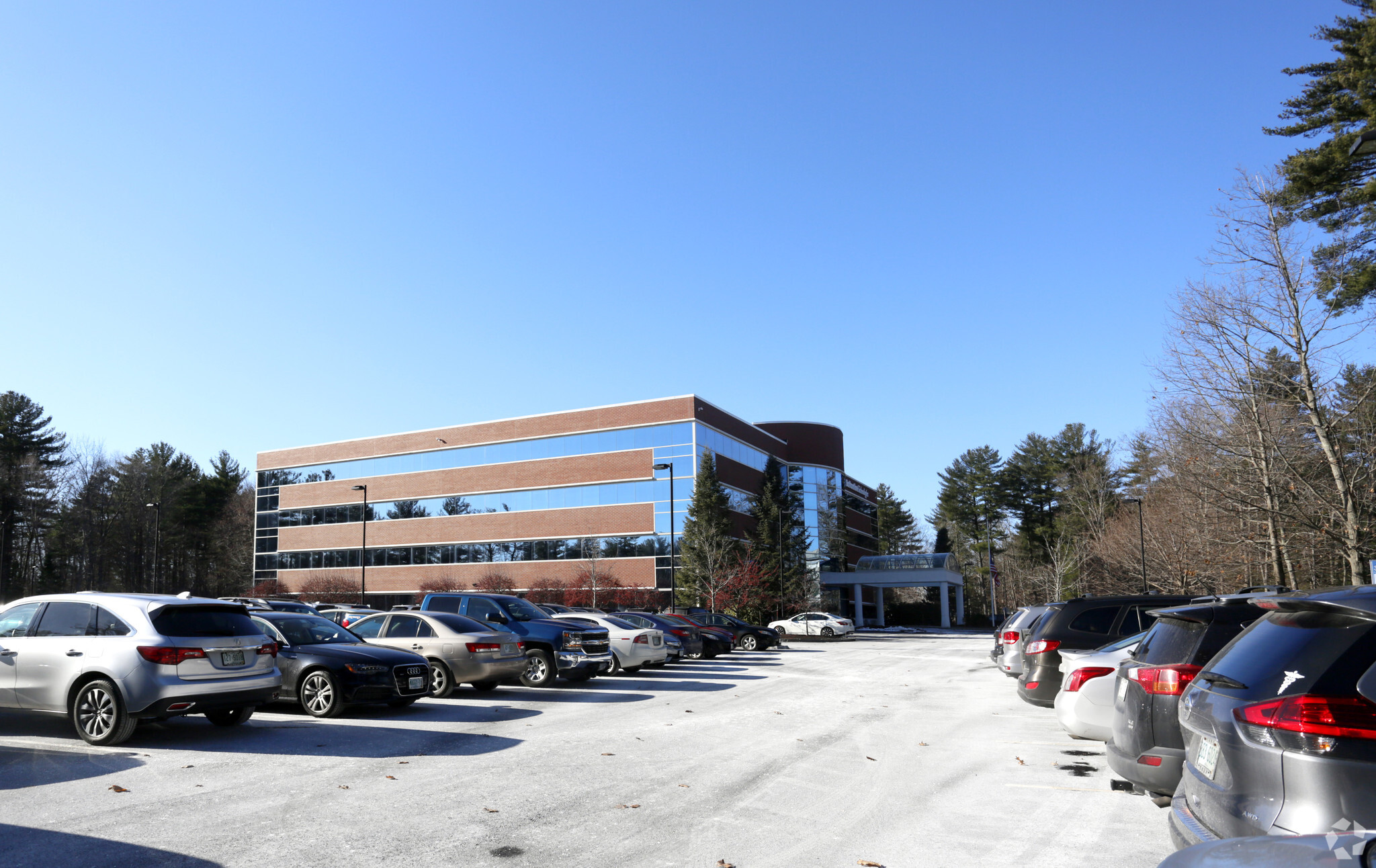 325 Corporate Dr, Portsmouth, NH for Rent