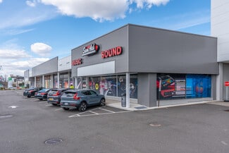 Carle Place, NY Retail - 393-399 Old Country Rd