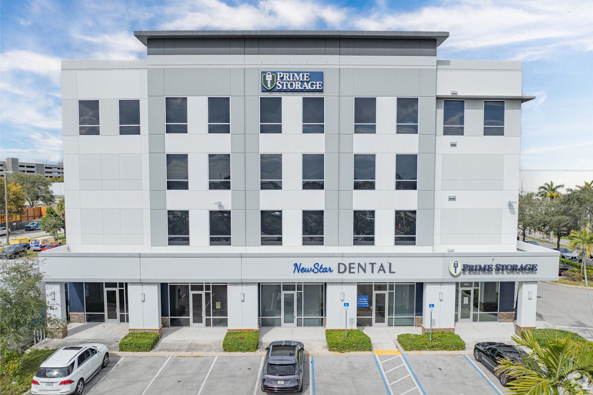 2401 W Broward Blvd, Fort Lauderdale, FL for Rent