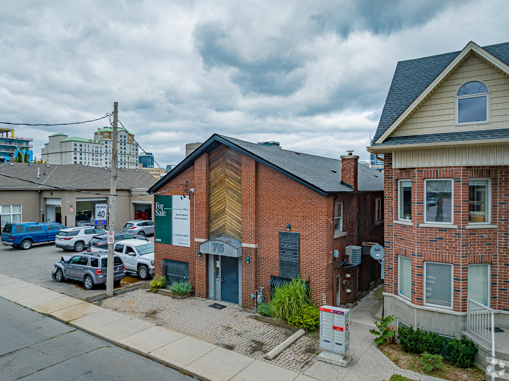 75 Young St, Hamilton, ON for Sale