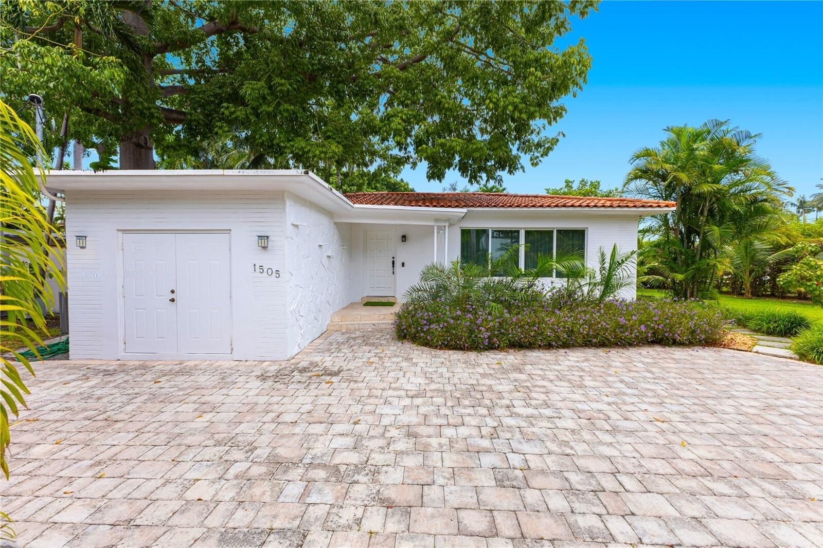 1505 NE 13th Pl, Miami Beach, FL for Sale