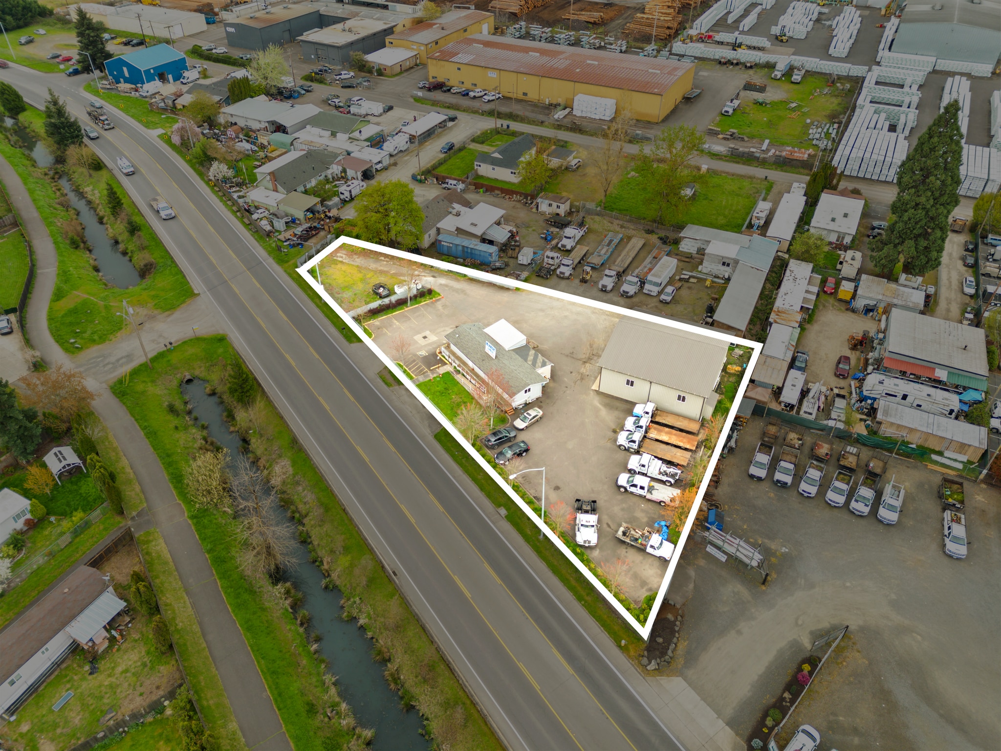 3894 Roosevelt Blvd, Eugene, OR for Sale