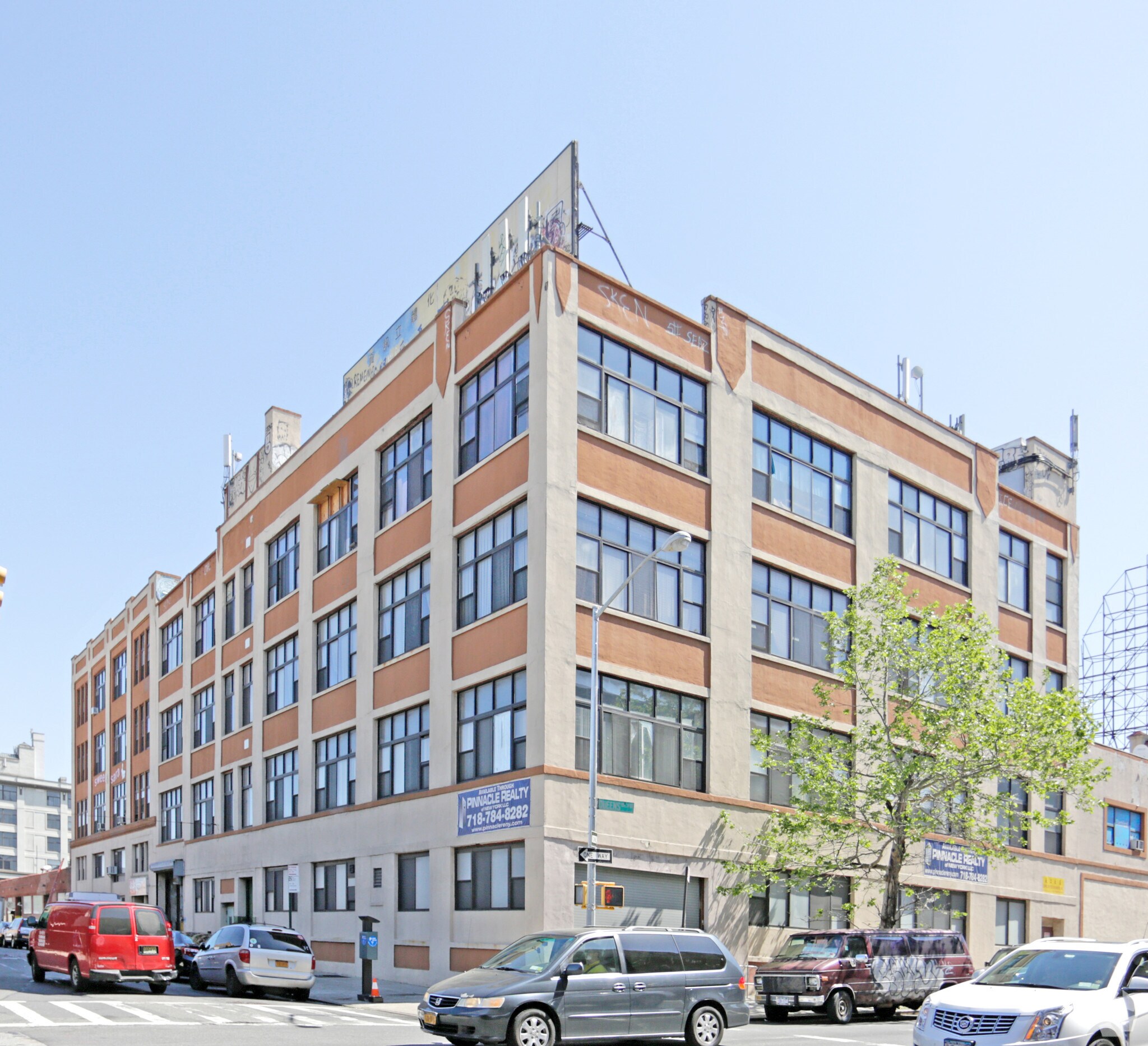 33-01 Queens Blvd, Long Island City, NY for Rent