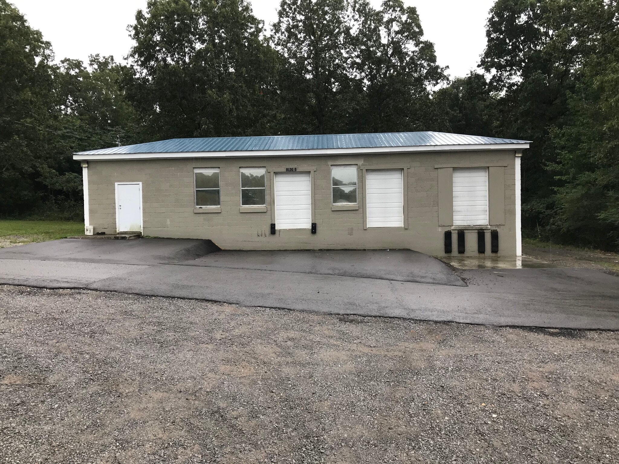 2043 Highway 70 W, Dickson, TN for Rent