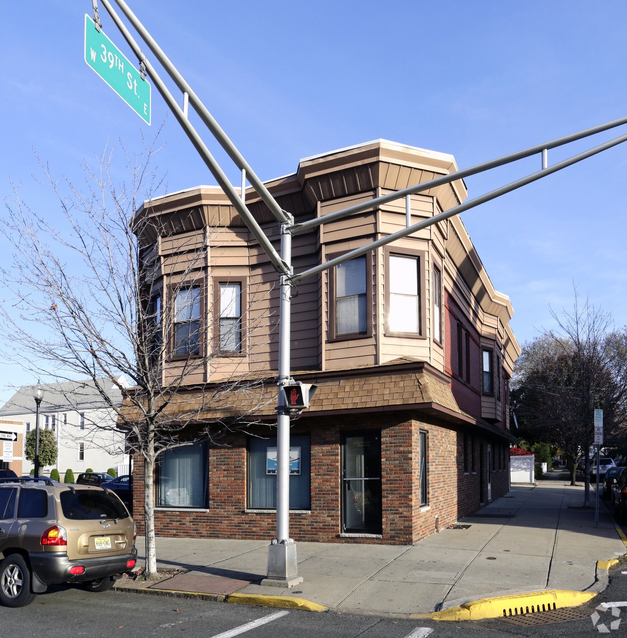 846 Broadway, Bayonne, NJ for Rent
