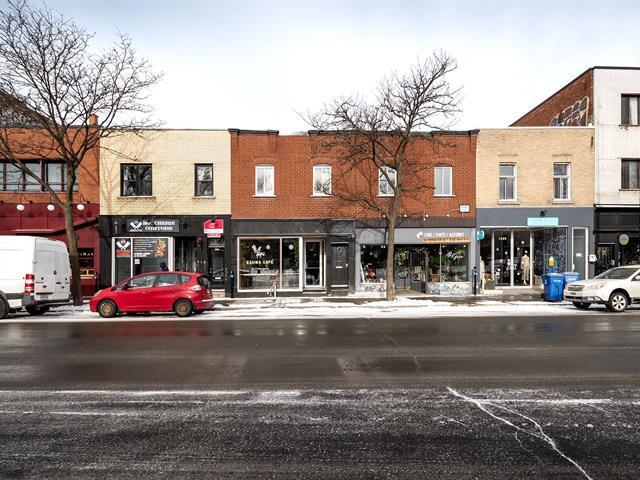 1887-1893 Av Du Mont-Royal E, Montréal, QC for Sale