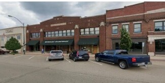 La Salle, IL Office/Retail - 425-433 1st St