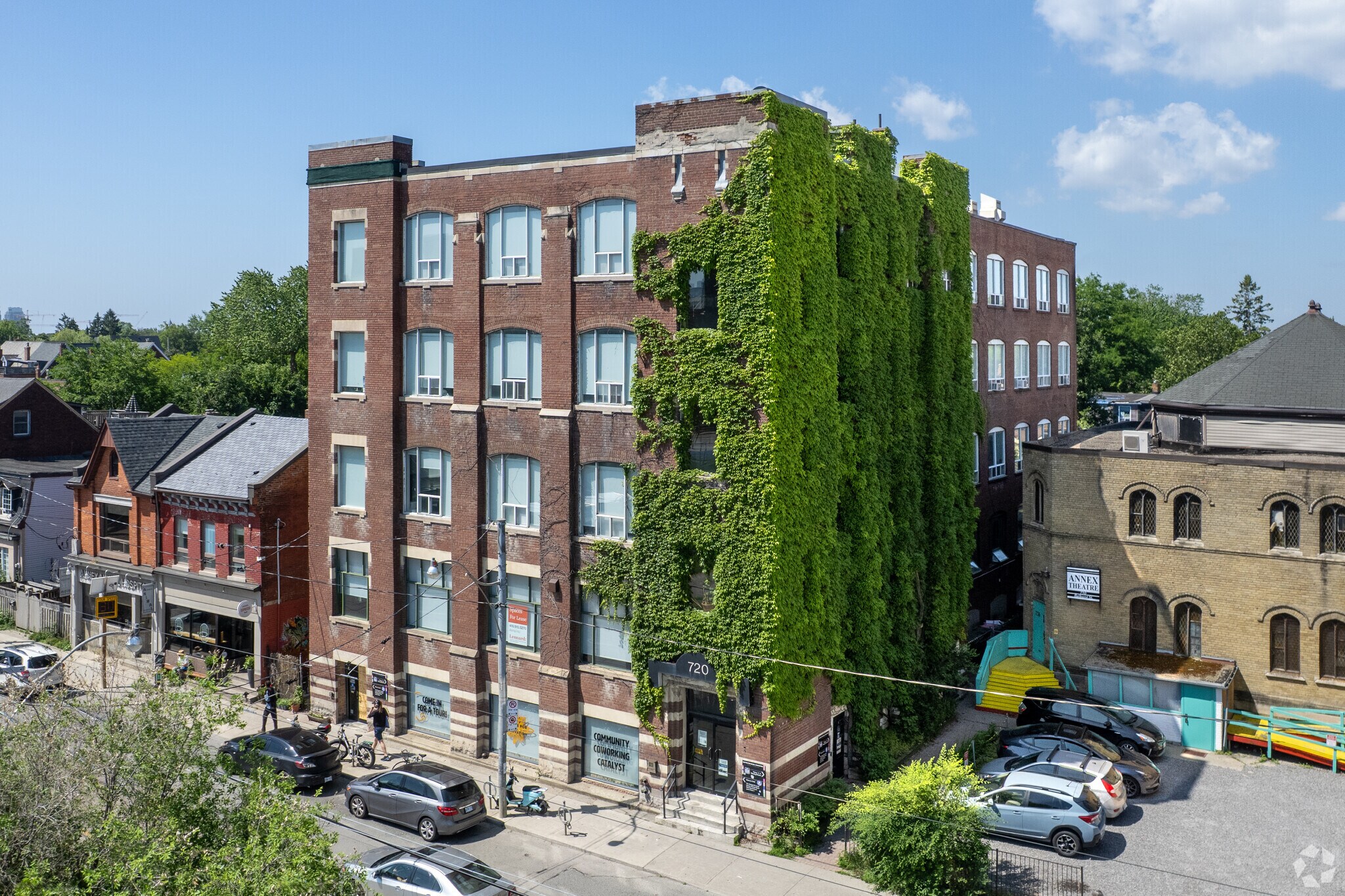 720 Bathurst St, Toronto, ON for Rent