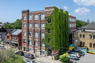 Toronto, ON Coworking Space - 720 Bathurst St