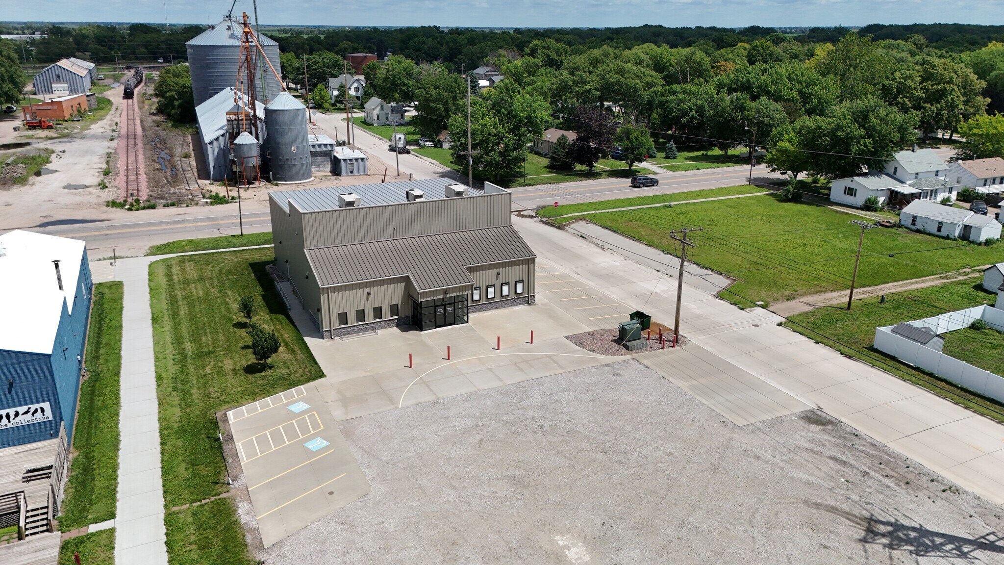 1301 17th St, Central City, NE for Sale