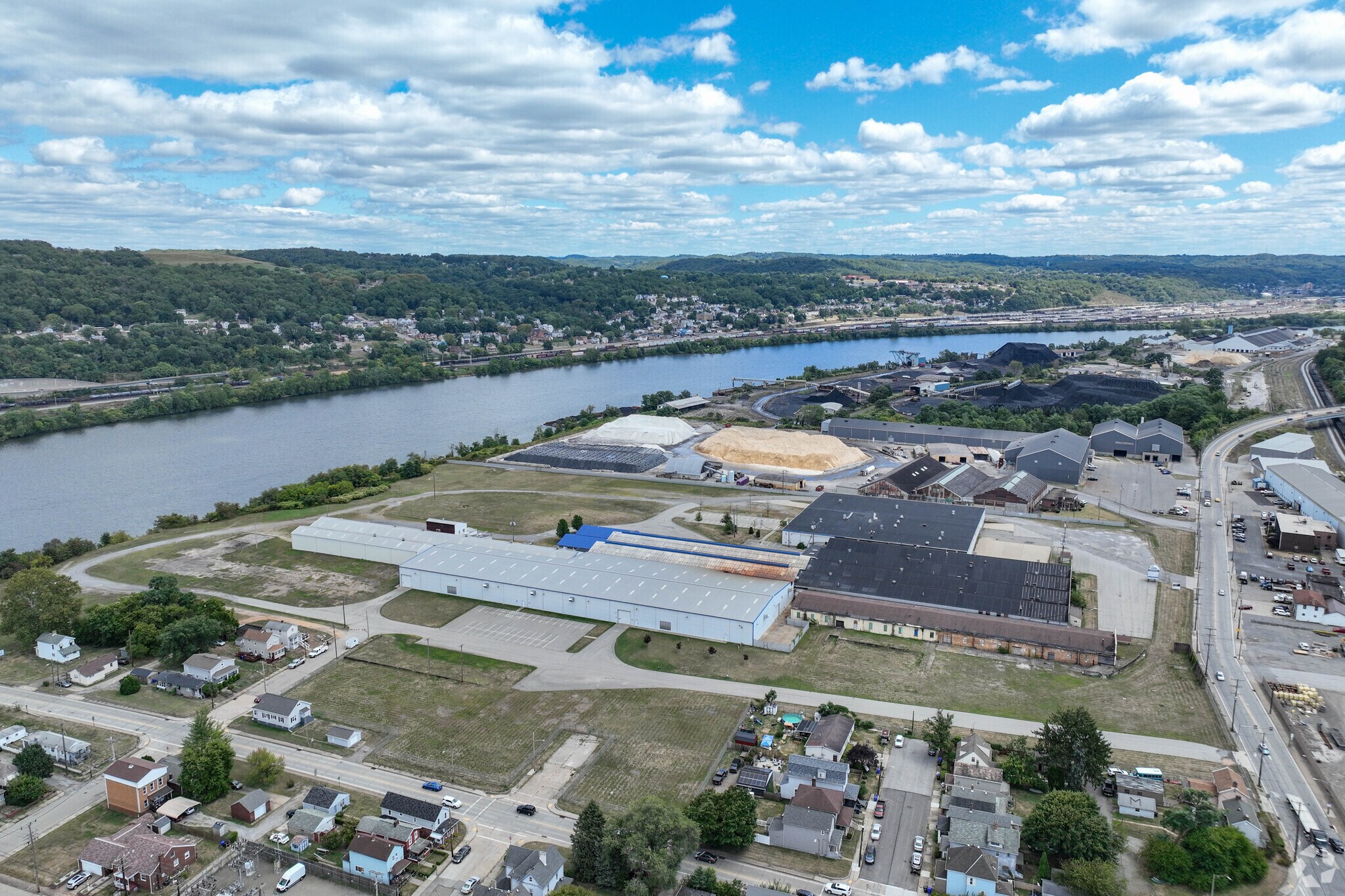 1729 Pennsylvania Ave, Monaca, PA for Rent