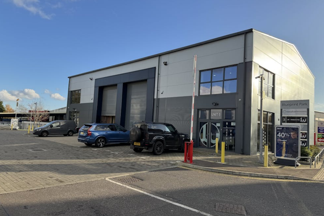 4-5 Imperial Way, Watford, HRT for Rent