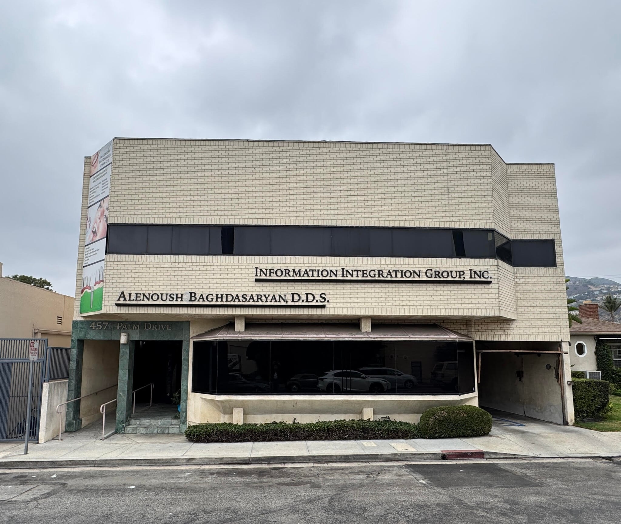 457 Palm Dr, Glendale, CA for Rent