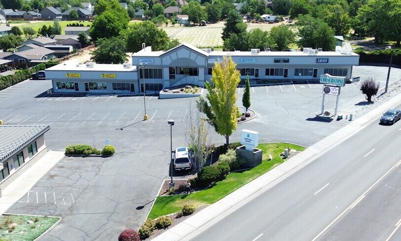1055 S Highway 395, Hermiston, OR for Sale