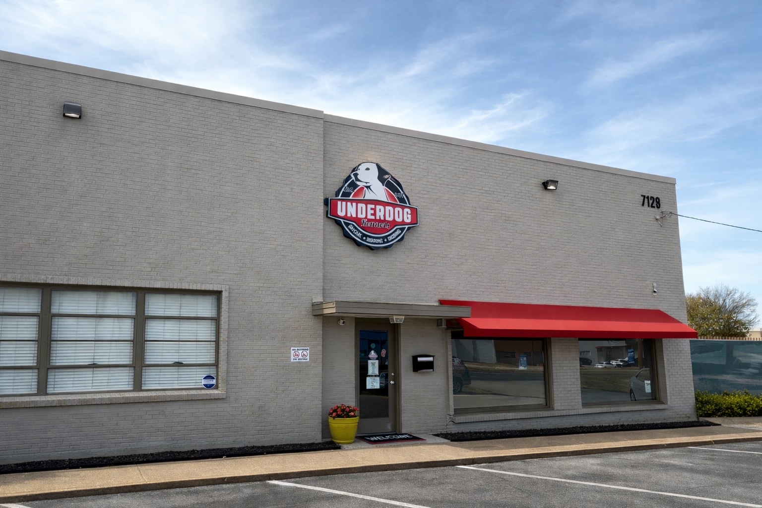 1915 Empire Central, Dallas, TX for Rent