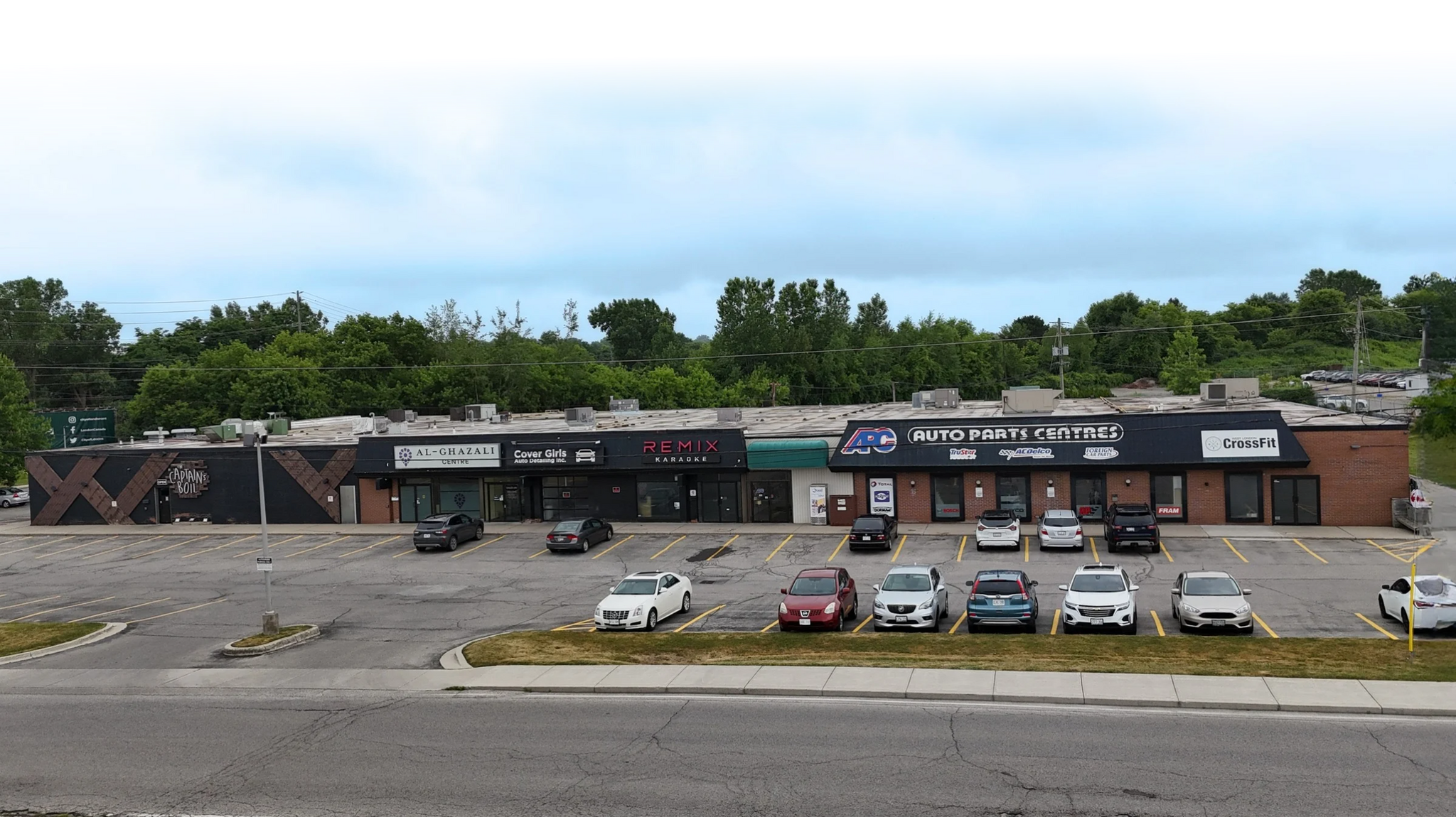 689 Oxford St W, London, ON for Rent