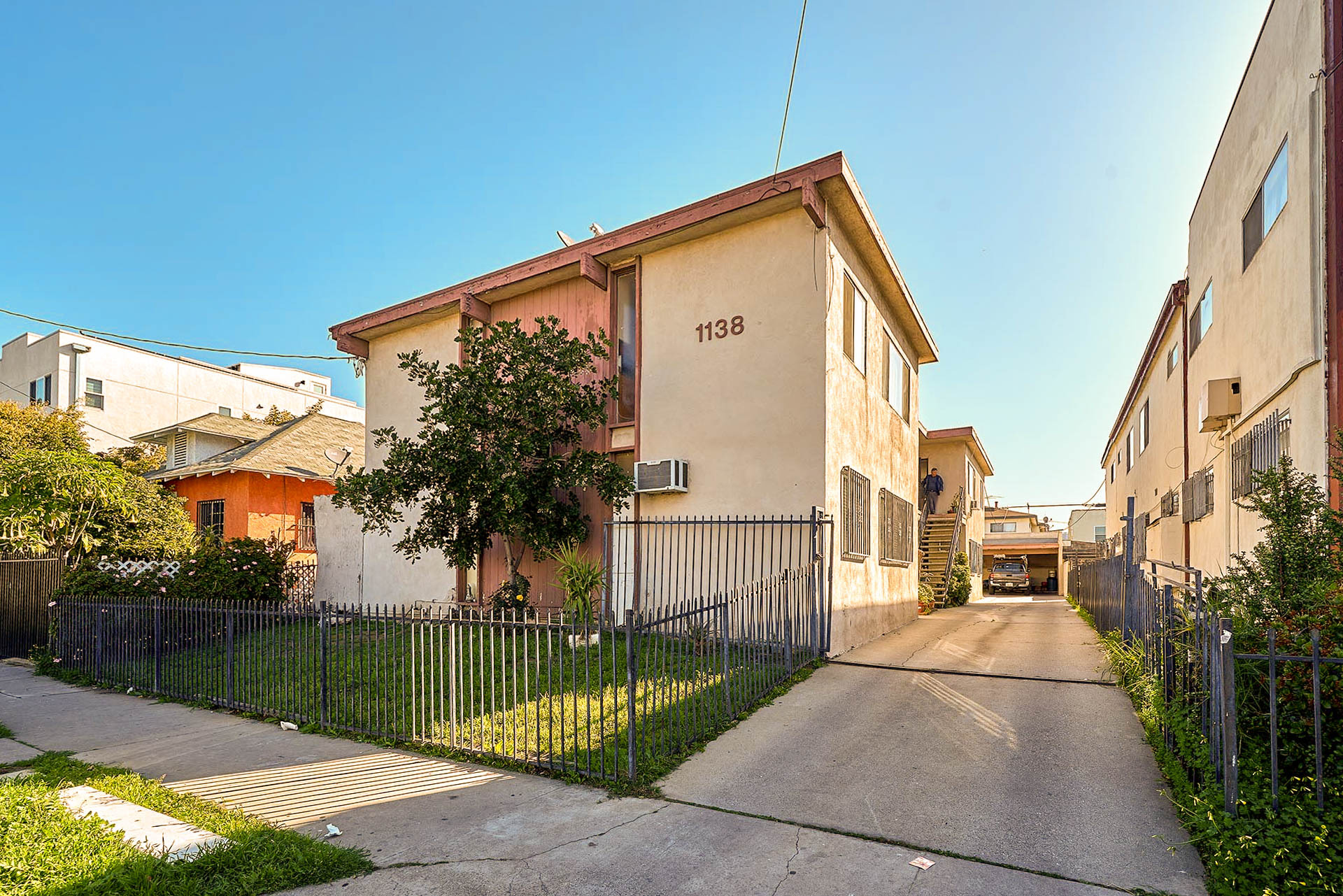 1138 Fedora St, Los Angeles, CA for Sale