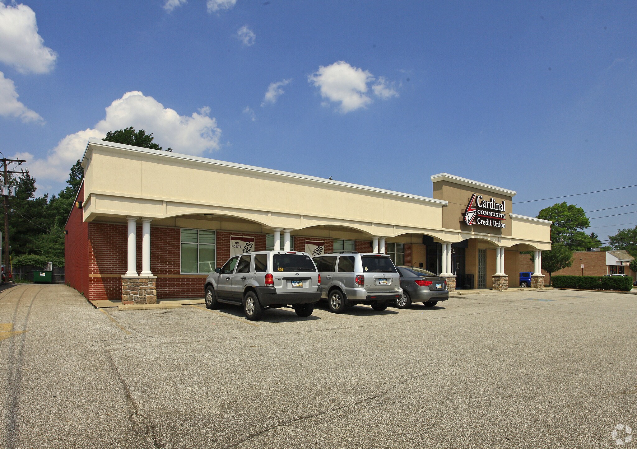 754 Richmond Rd Richmond Hts, OH 44143 Retail Property for Lease on