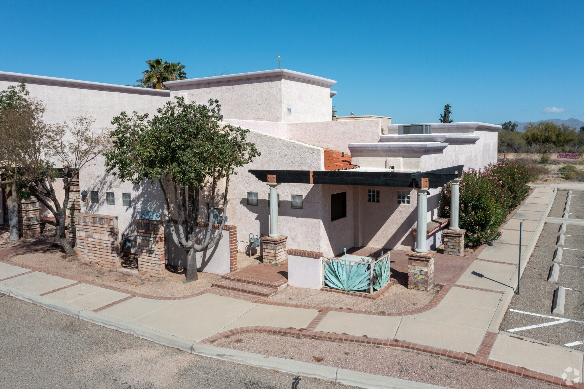 2252 W Magee Rd, Tucson, AZ for Sale