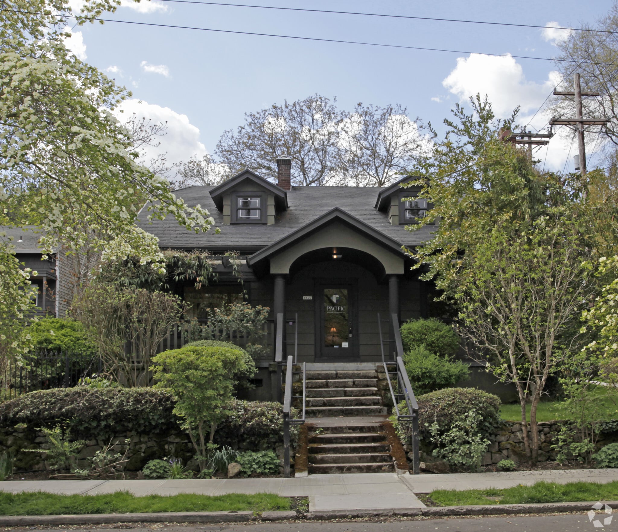 3507 SW Corbett Ave, Portland, OR for Sale