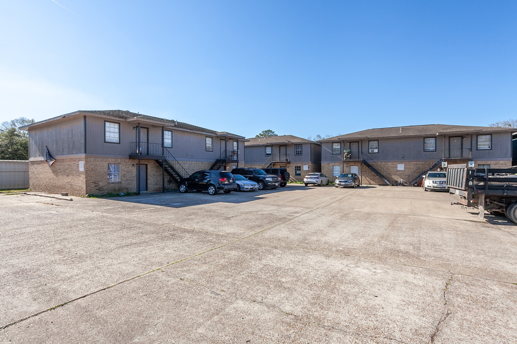 750 S 3rd St, Silsbee, TX for Sale