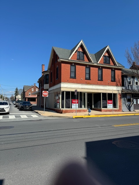 101-115 S Market St, Elizabethtown, PA for Rent