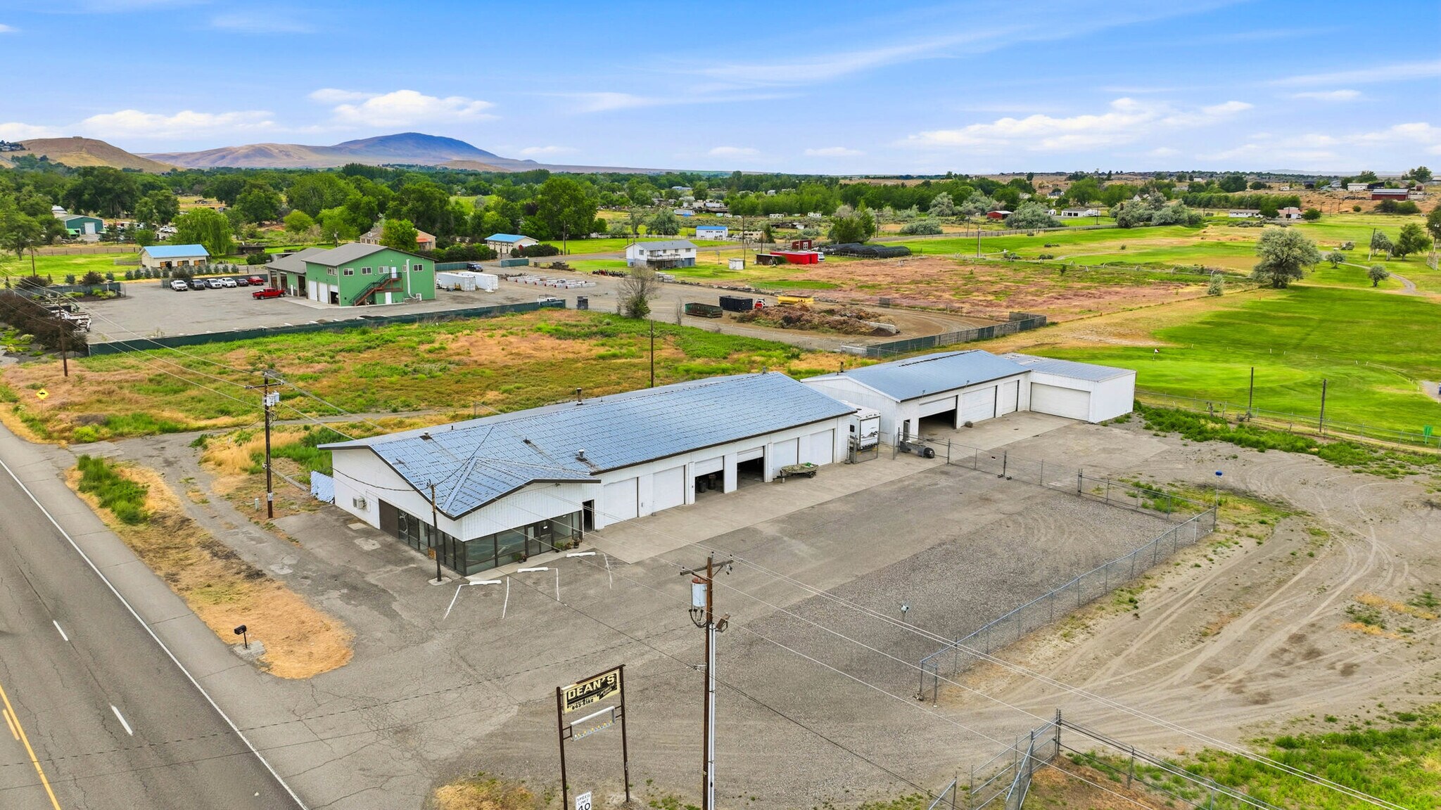 2676 Van Giesen St, Richland, WA for Sale