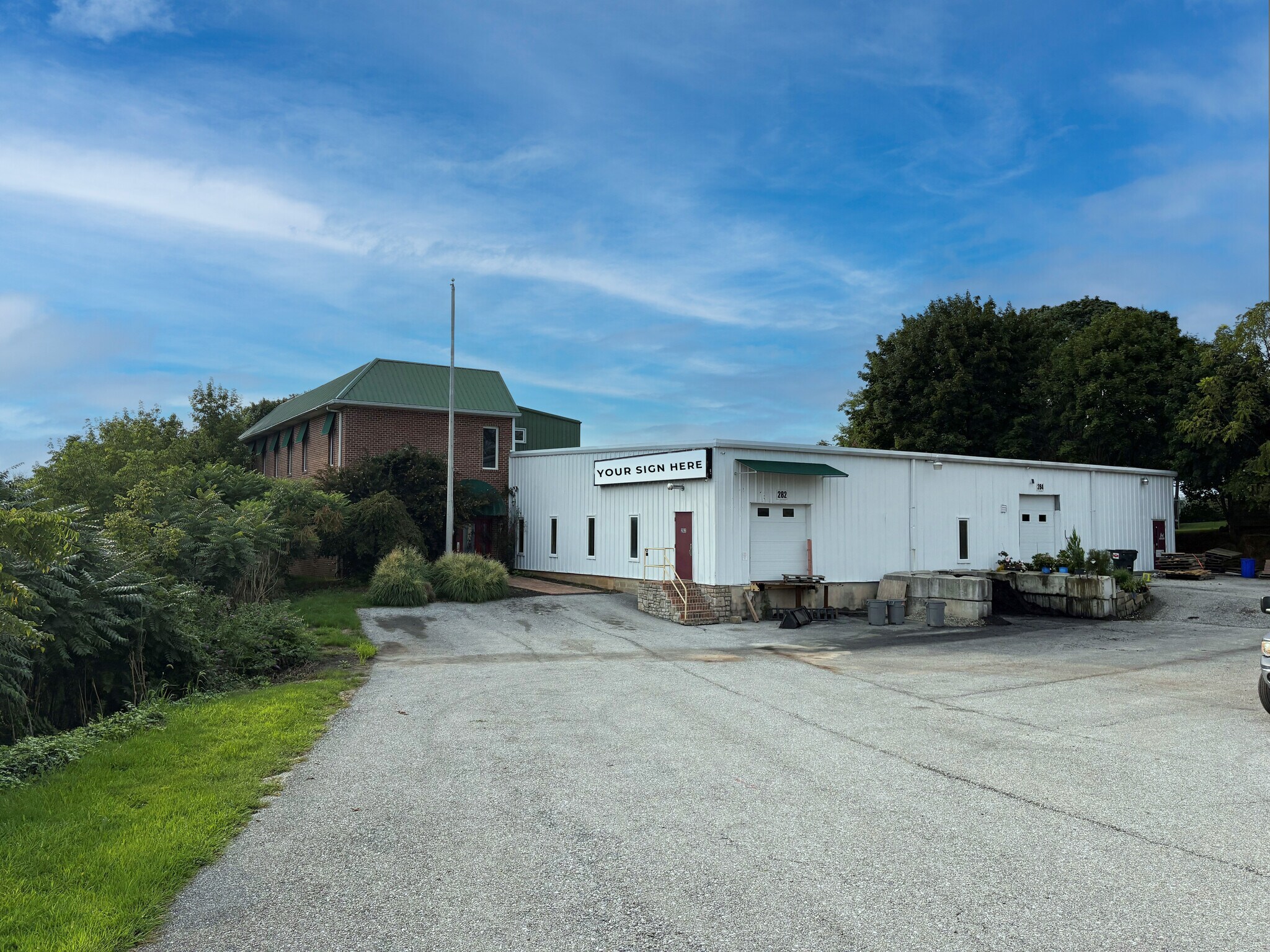 280 N Park St, Dallastown, PA for Rent
