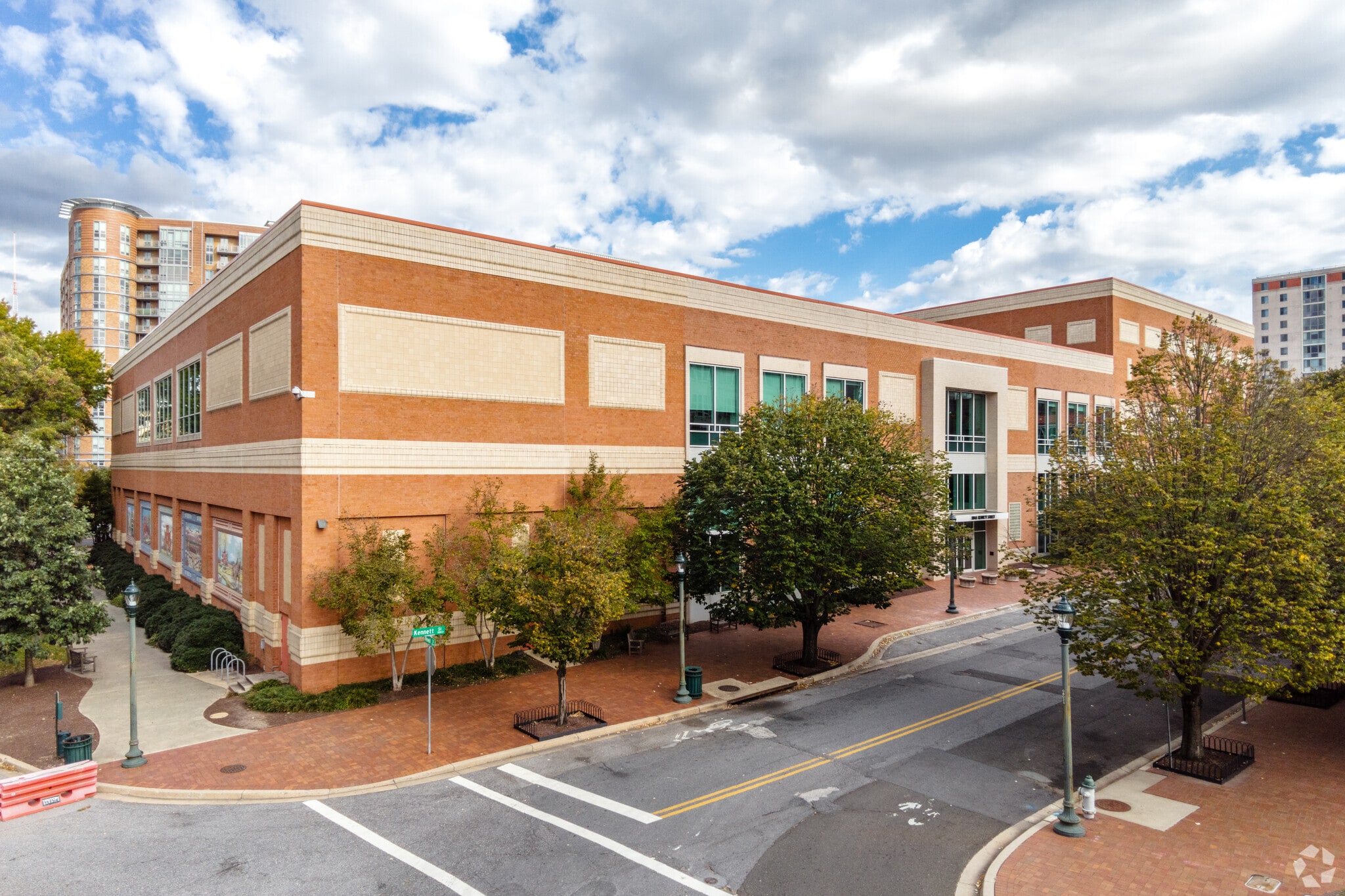 8045 Kennett St, Silver Spring, MD for Rent