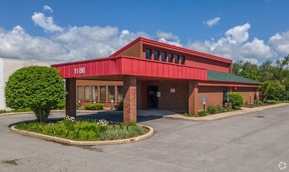 1186 Roosevelt Rd Glen Ellyn, IL 60137 Office Property for Lease on
