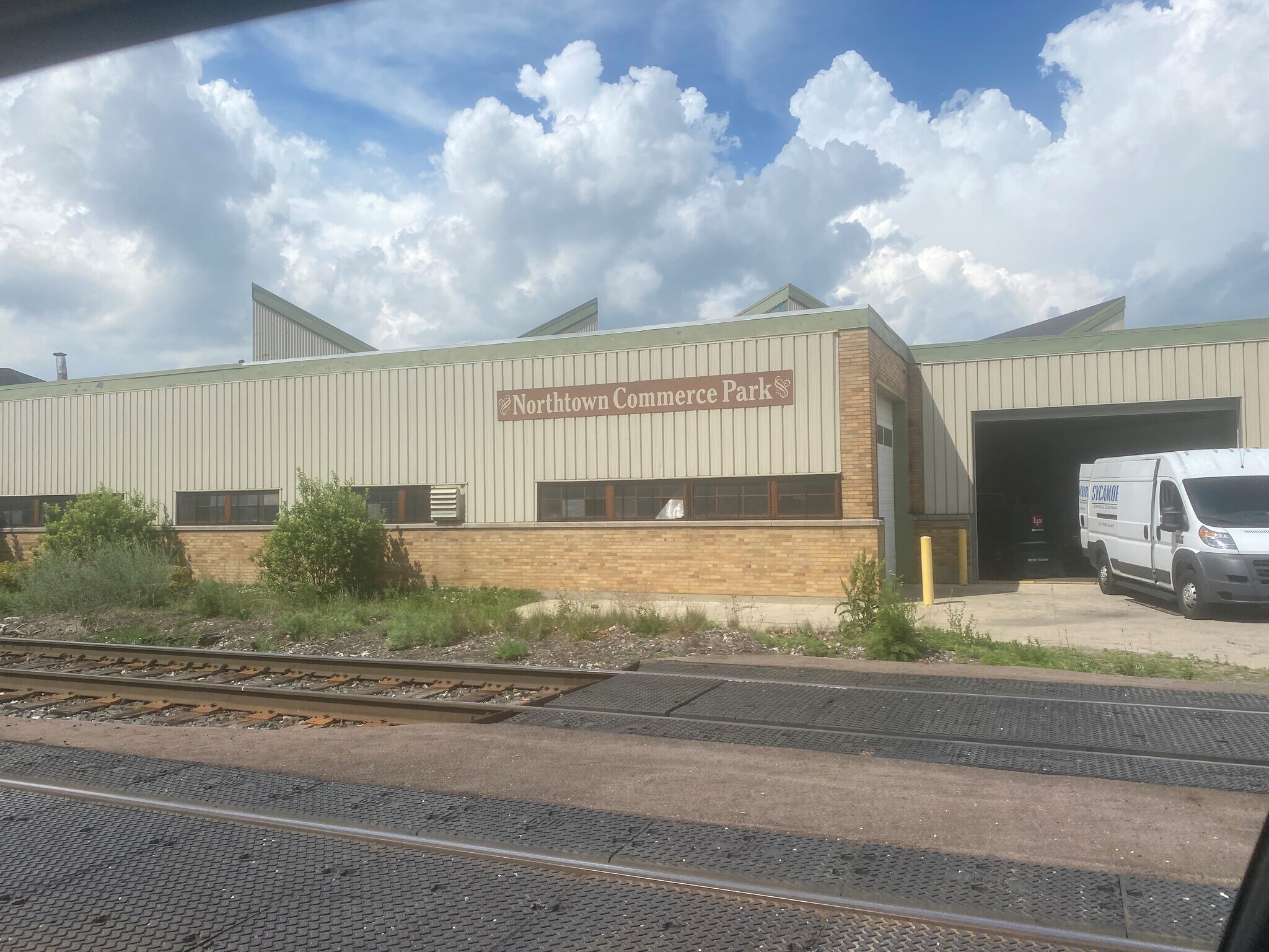 1709 Thompson St Lansing, MI 48906 Industrial Property for Lease on