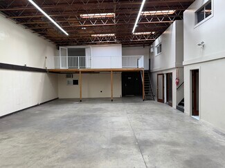 Hawthorne, CA Warehouse - 3814 W 139th St