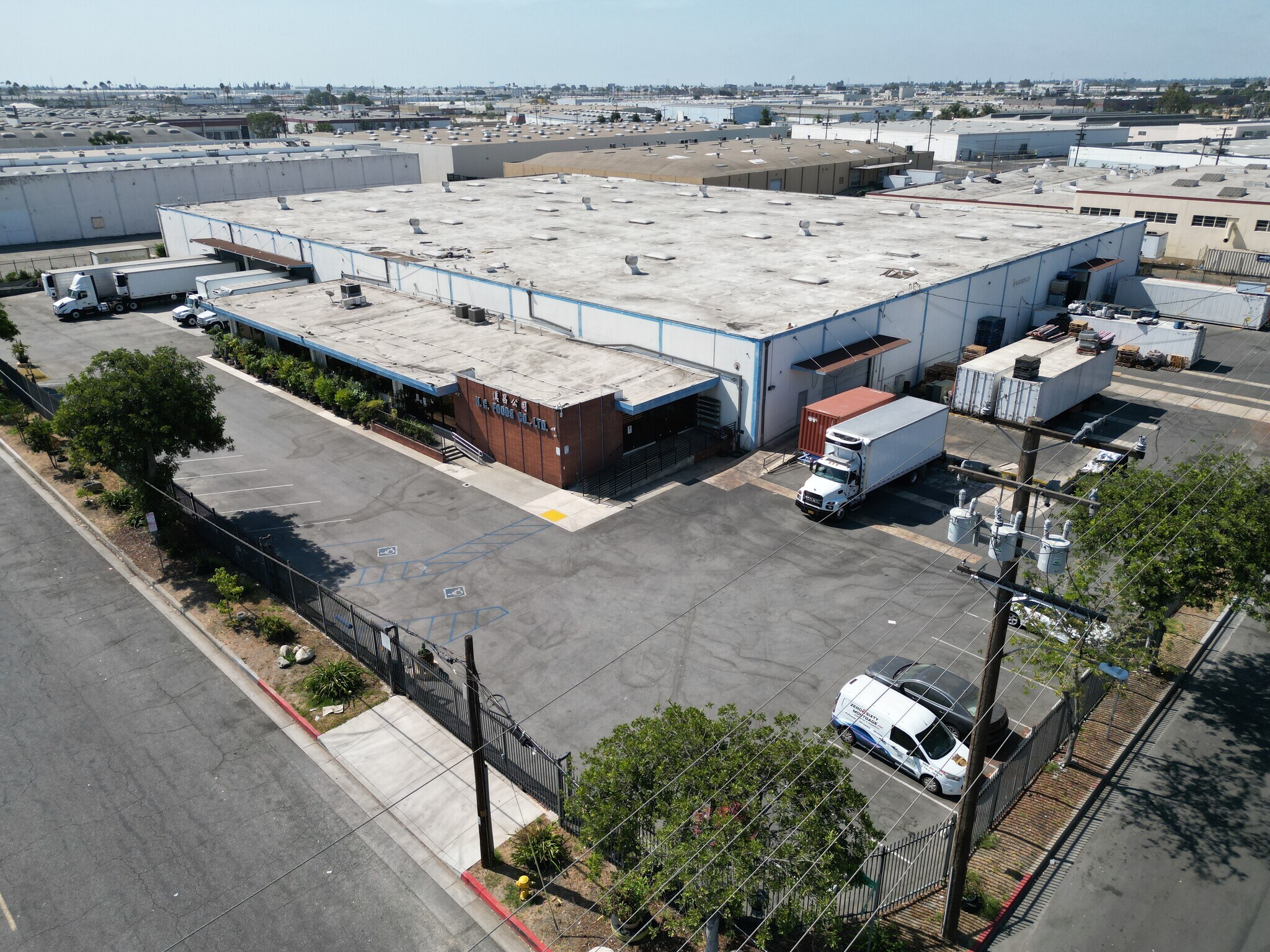 6408-6414 Gayhart St, Commerce, CA for Sale