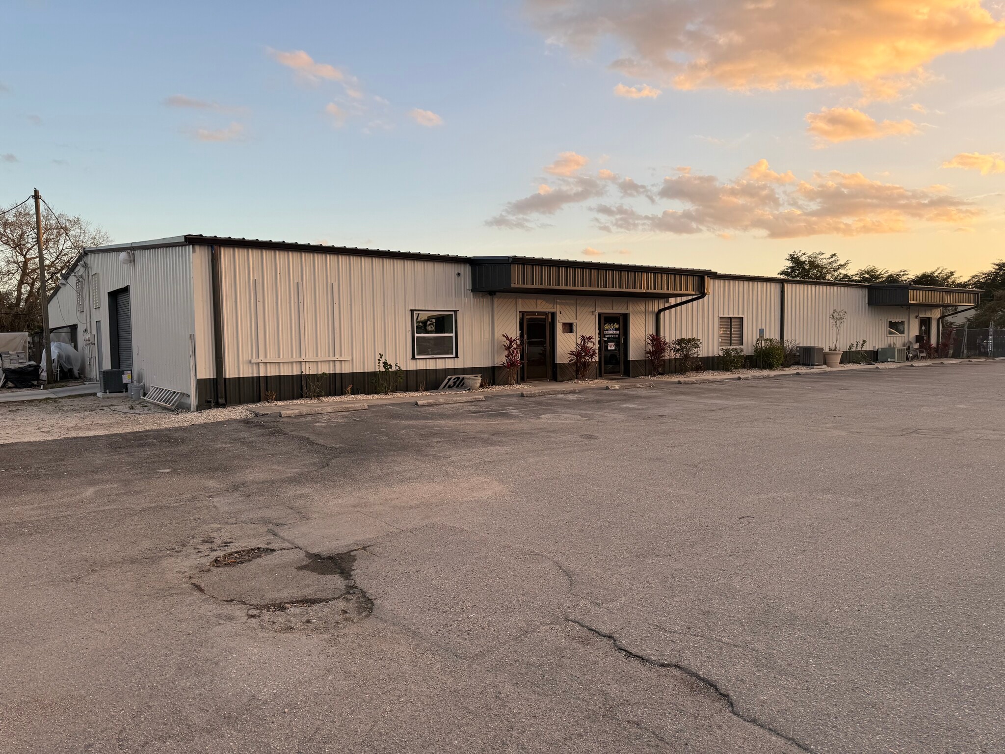 1302 NE Pine Island Rd, Cape Coral, FL for Rent