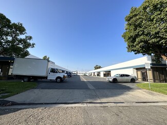 Santa Ana, CA Flex - 2612 S Croddy Way