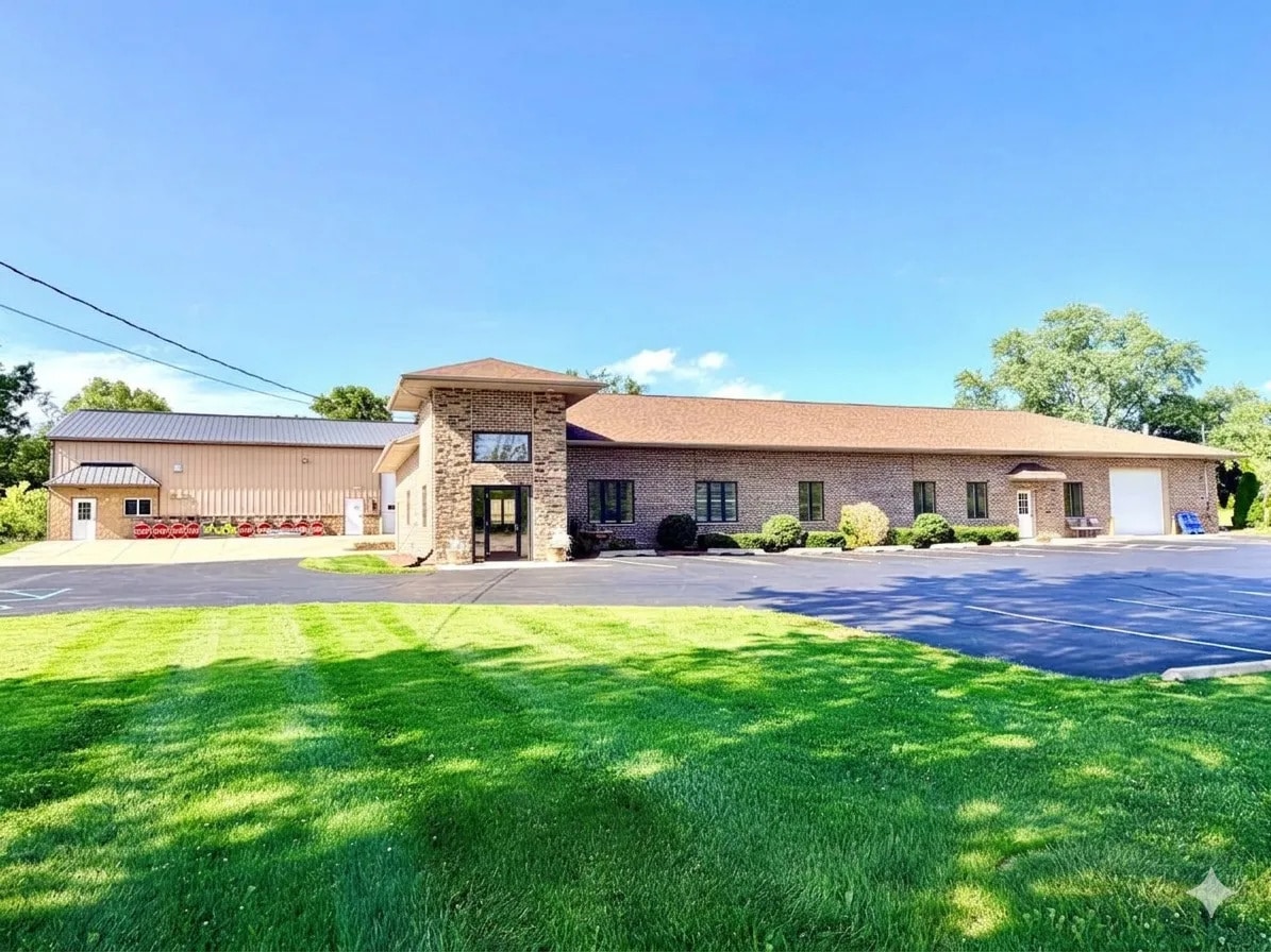 S66W19444 Tans Dr, Muskego, WI for Sale