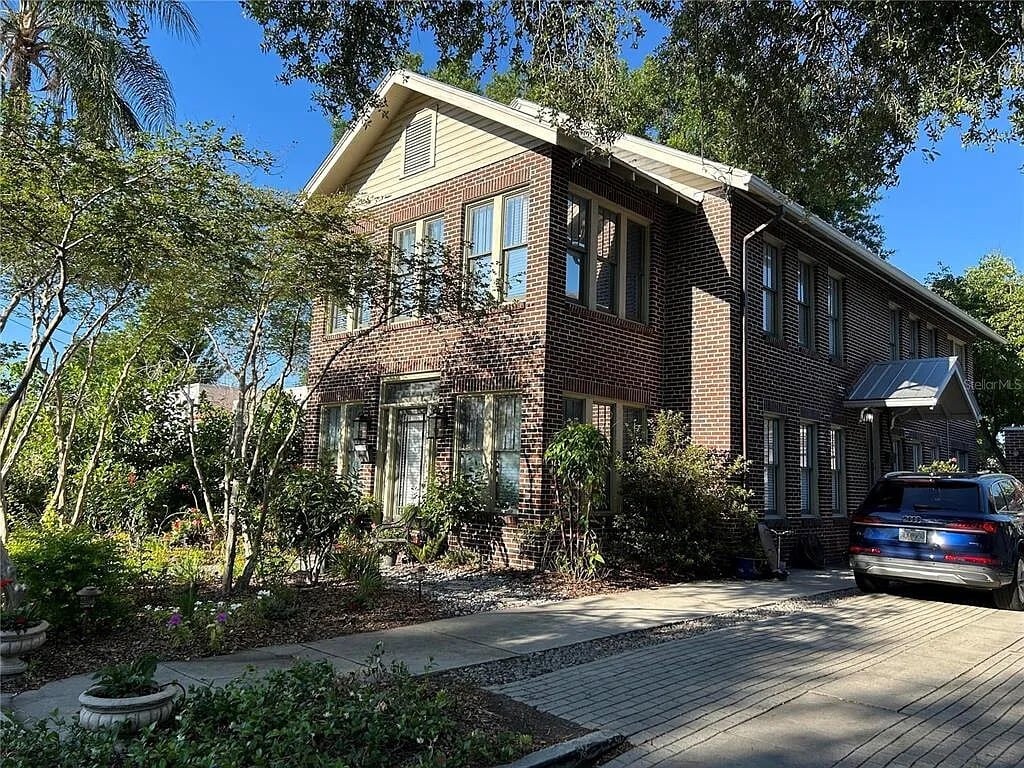 5205 N Central Ave, Tampa, FL for Sale