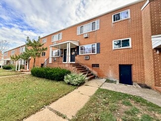 Keansburg, NJ Apartments - 235 Creek Rd