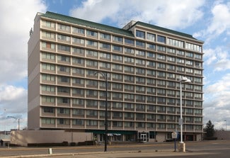 Cincinnati, OH Hospitality - 800 W 8th St