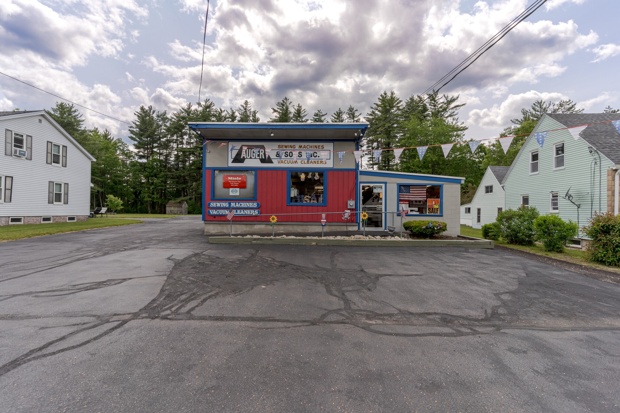 100 Chestnut Hill Rd, Rochester, NH for Sale