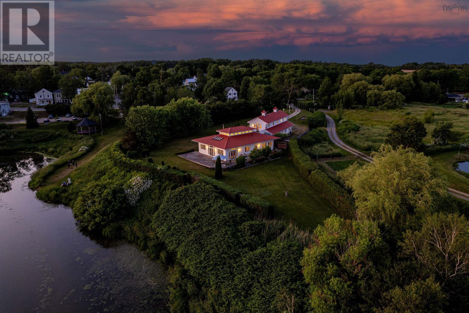 9878 Main St, Canning, NS for Sale