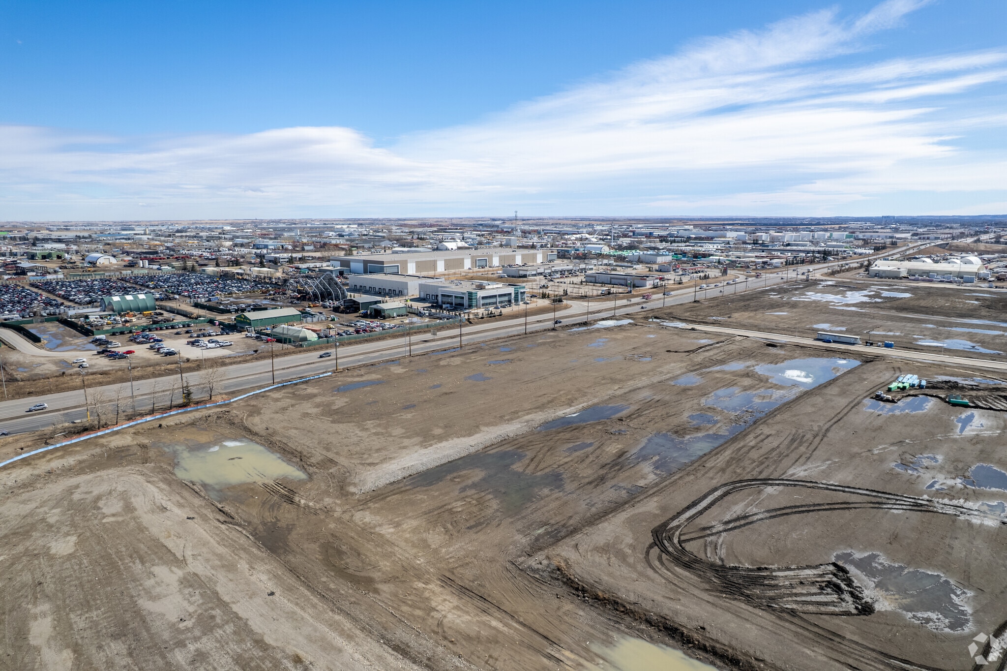 8919 Barlow Trl SE, Calgary, AB for Rent