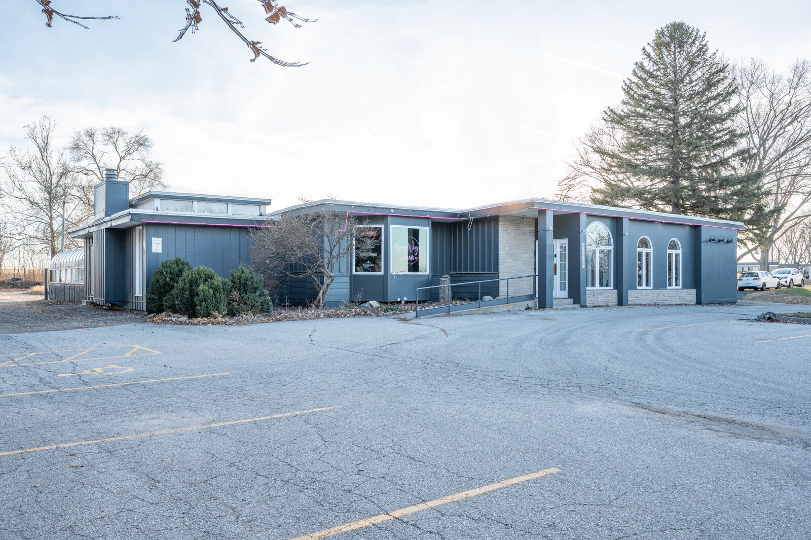 6008 W Lincoln Way, Ames, IA for Sale