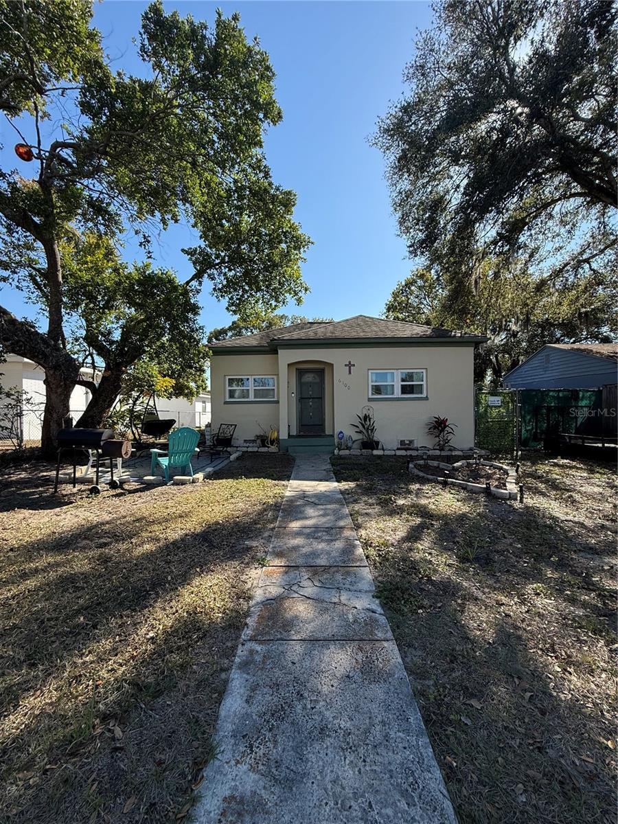 6100 Main St, New Port Richey, FL for Sale