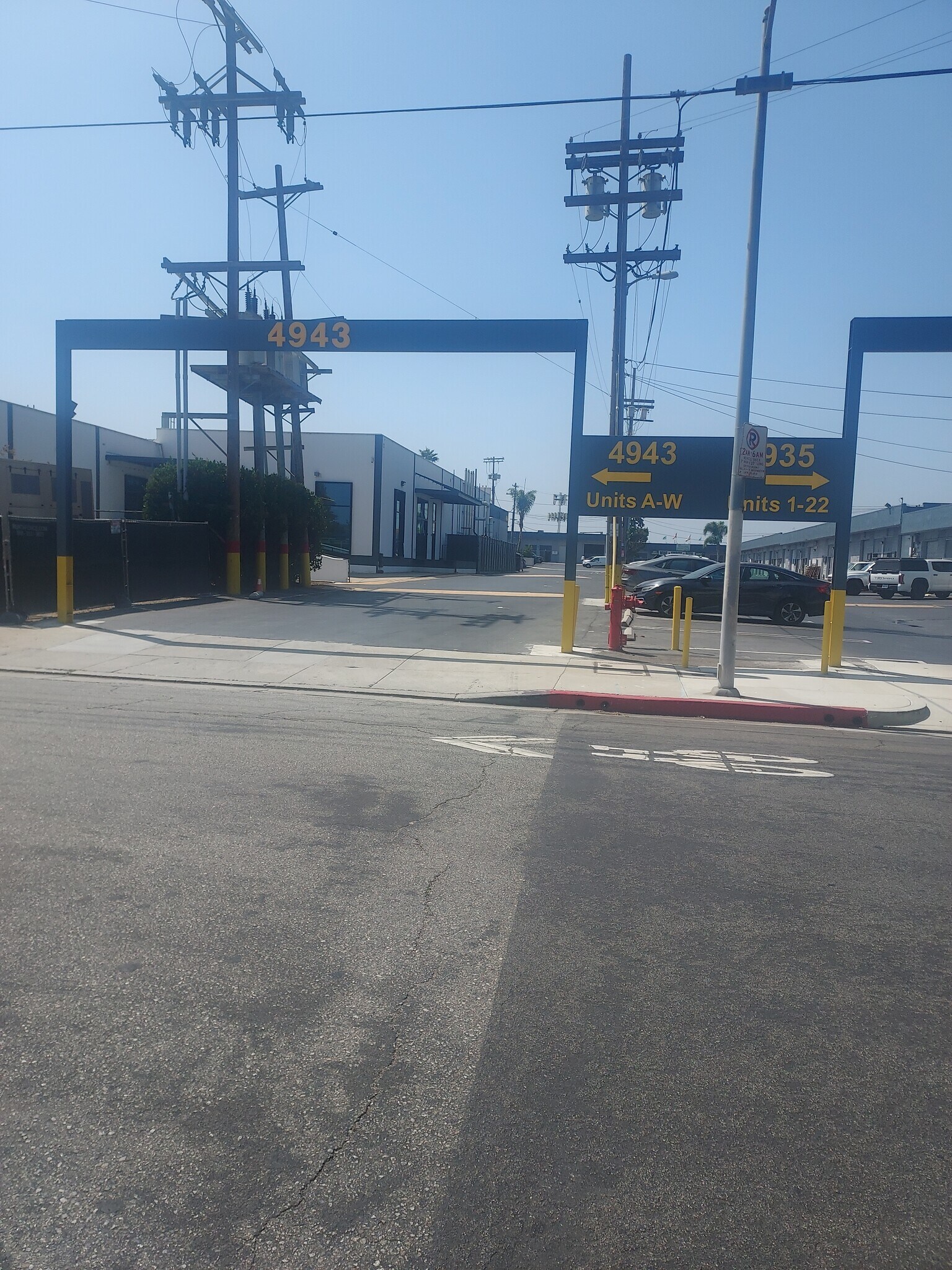 4935-4943 McConnell Ave, Los Angeles, CA for Rent