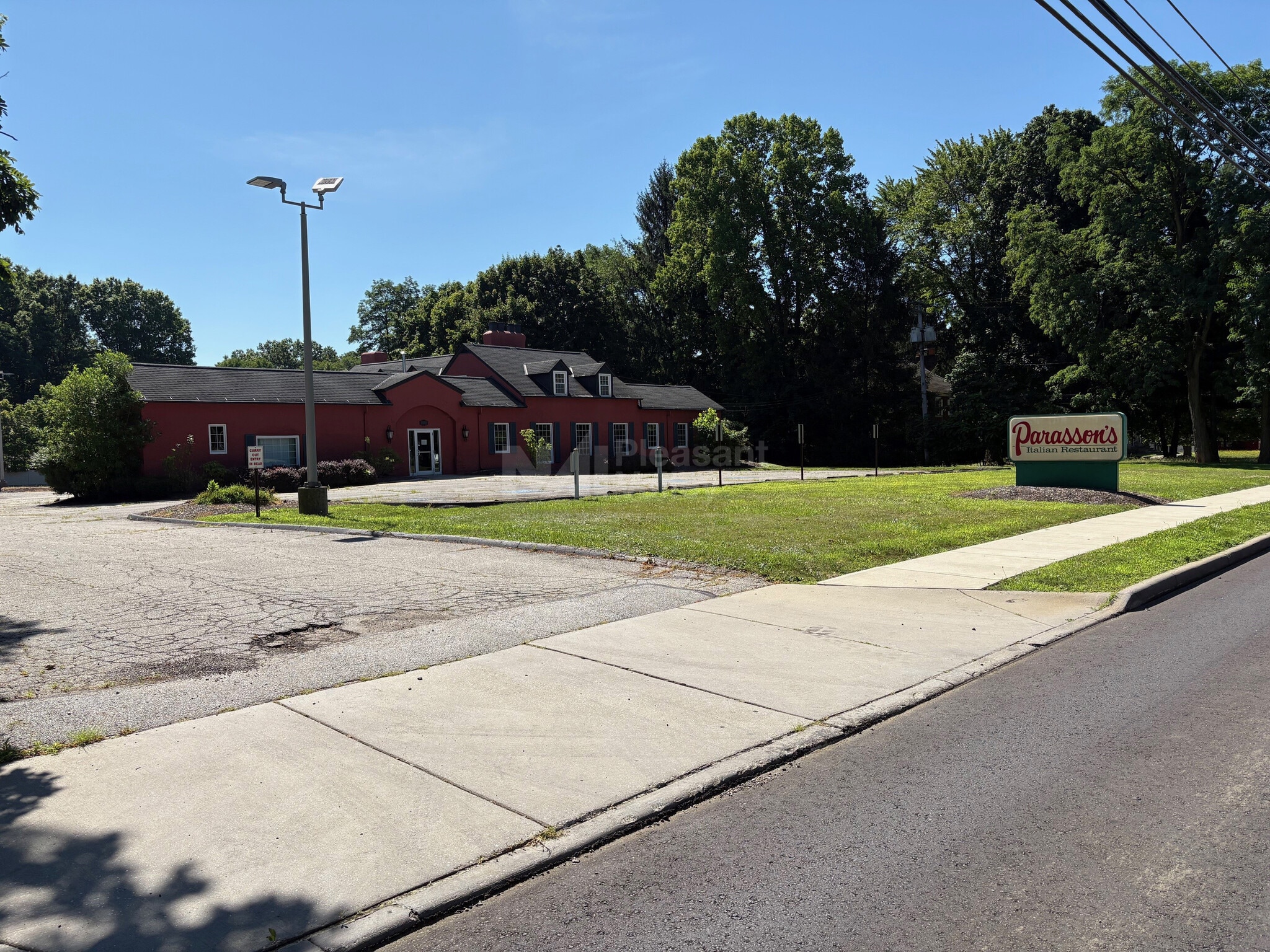3983 Darrow Rd, Stow, OH for Sale