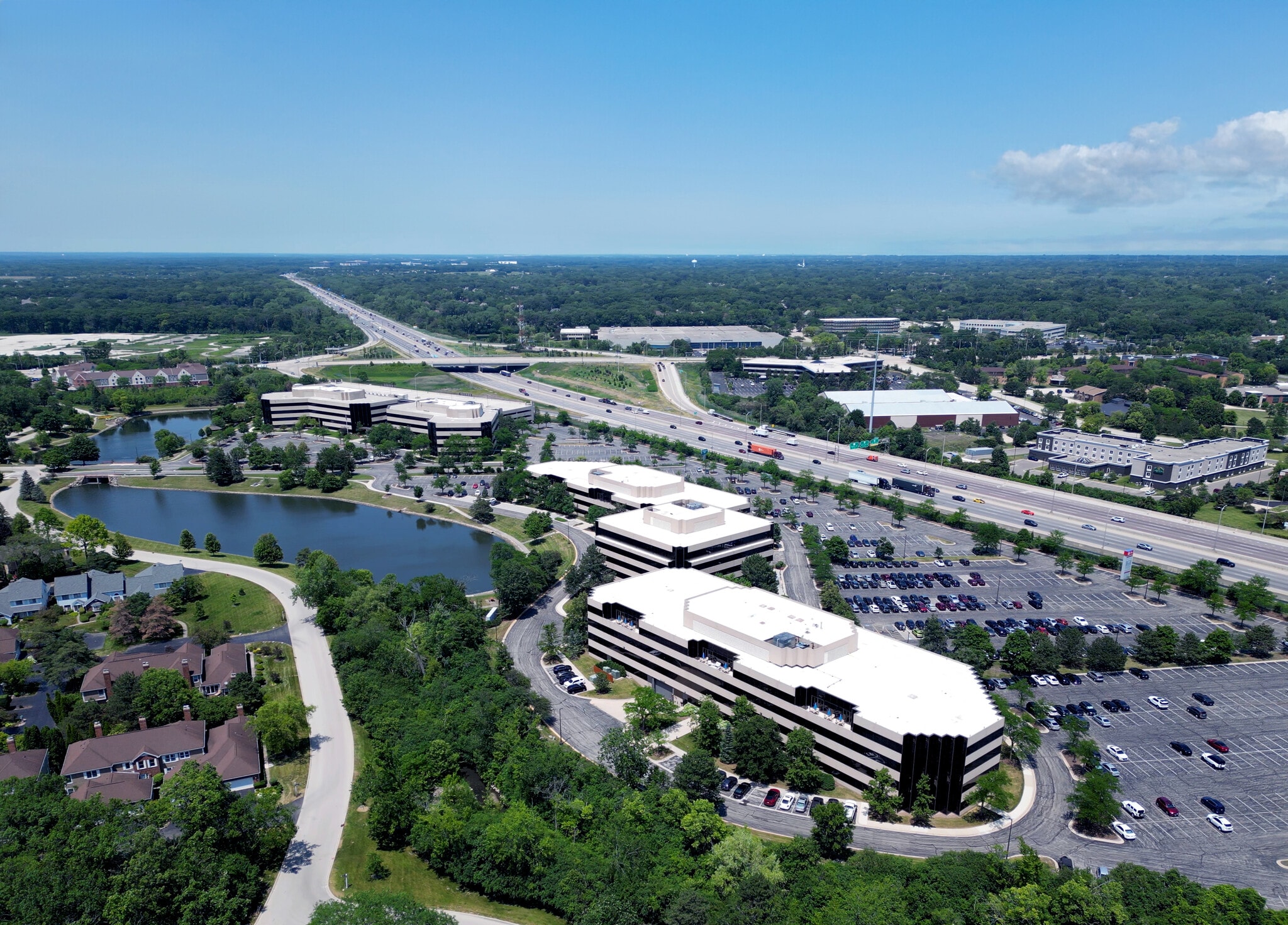 300 Tri State International, Lincolnshire, IL for Rent