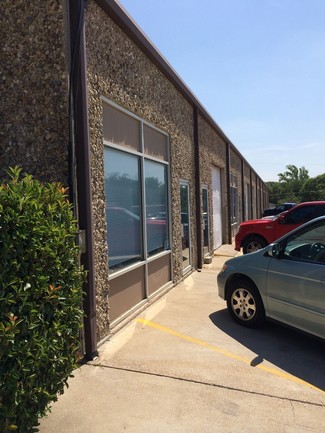 Lewisville, TX Office/Medical - 1306 N Cowan Ave