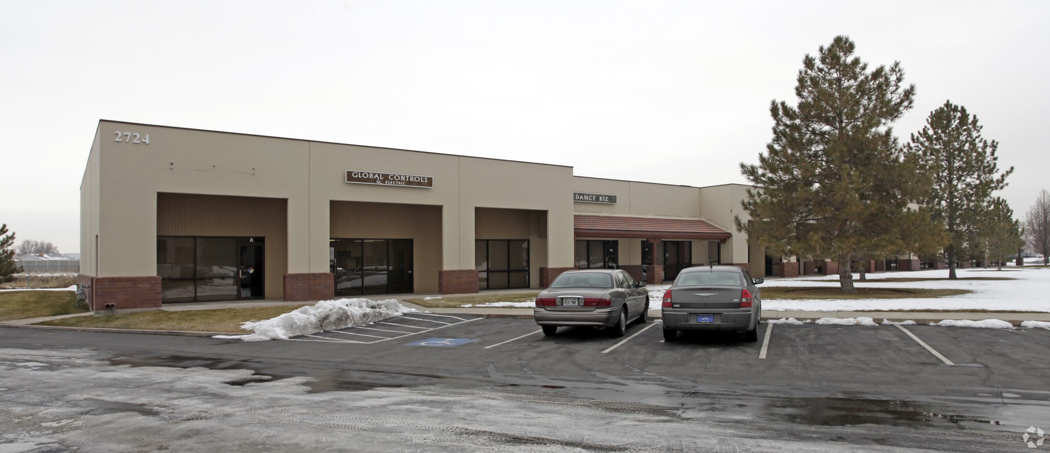 2724 S 3600 W West Valley, UT 84119 Flex Property for Lease on